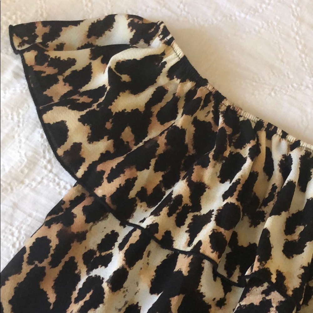 OFF SHOULDER LEOPARD PRINT TOP - Picture 4 of 6
